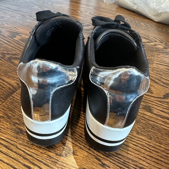 Steve Madden Platform Chunky Sneakers - Picture 8 of 10